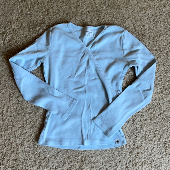 Abercrombie kids long sleeve top - Picture 1 of 1